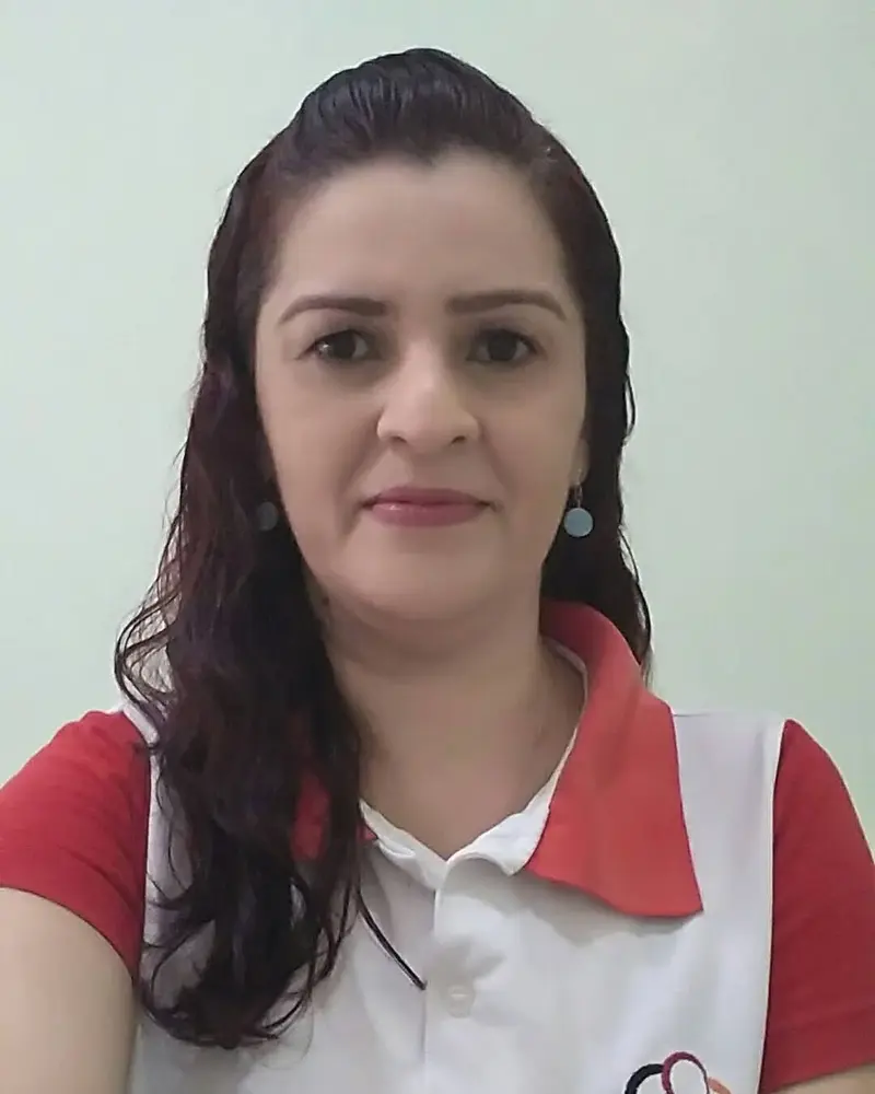 Retrato de Kesiane, responsável pelo atendimento da KONTAKT
